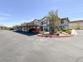 Photo #3: 2676527 Listing