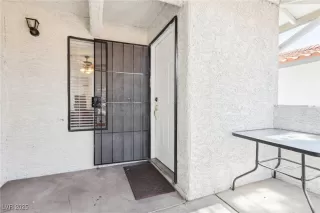 Photo #2: 2676558 Listing