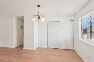 Photo #5: 2676558 Listing