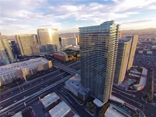 Photo #1: 2676590 Listing 