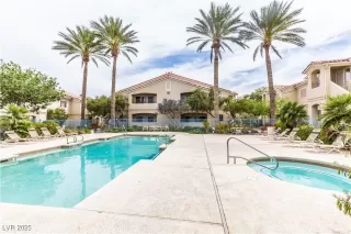 Photo #1: 2676634 Listing 