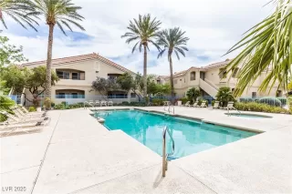 Photo #2: 2676634 Listing 