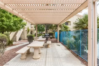 Photo #4: 2676634 Listing 