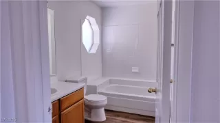 Photo #3: 2676659 Listing 