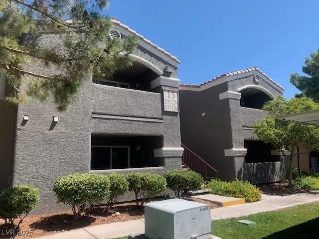 MLS: 2676672 Condo For Sale