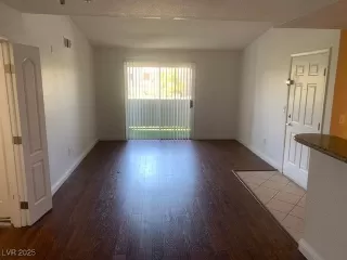 Photo #2: 2676672 Listing 