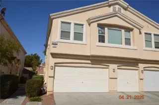 Photo #2: 2676708 Listing