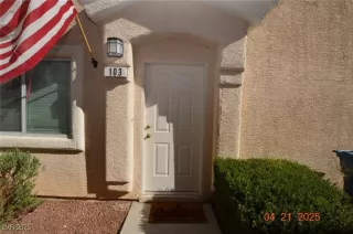 Photo #4: 2676708 Listing