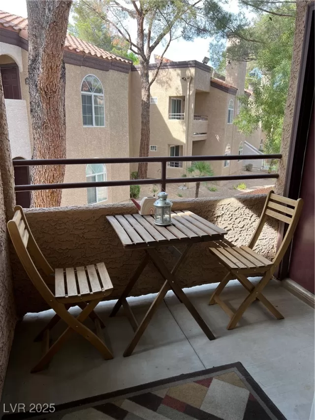 MLS: 2676817 Condo For Sale