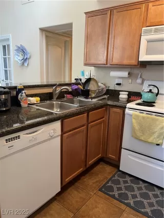 Photo #6: 2676817 Listing 