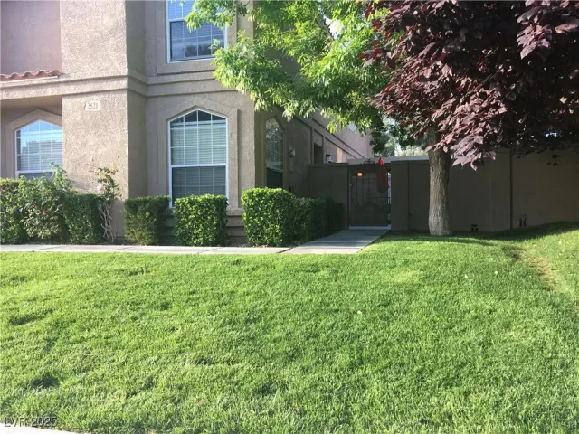 MLS: 2676822 Condo For Sale