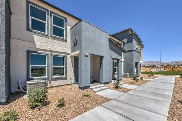 MLS: 2676860 Condo For Sale