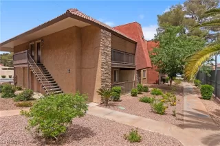 Photo #1: 2676884 Listing