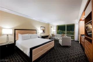 Photo #1: 2676902 Listing 