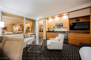 Photo #3: 2676902 Listing 