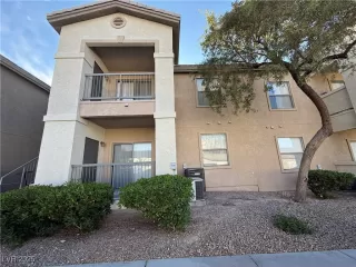 Photo #3: 2676933 Listing 