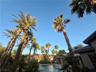 Photo #6: 2676933 Listing 