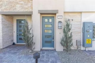 Photo #1: 2676934 Listing