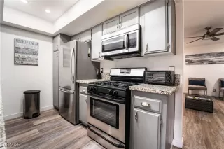 Photo #6: 2676965 Listing