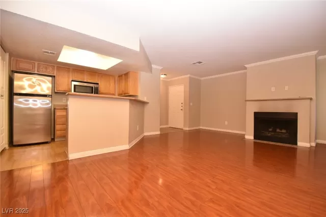 MLS: 2676976 Condo For Sale