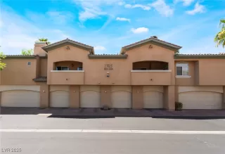 Photo #1: 2676987 Listing 