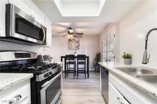 Photo #5: 2677012 Listing