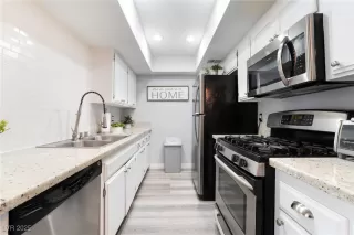 Photo #6: 2677012 Listing