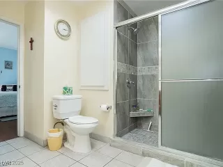 Photo #4: 2677013 Listing