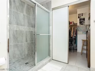 Photo #6: 2677013 Listing