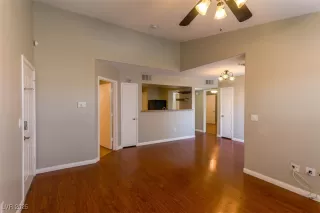 Photo #3: 2677017 Listing 