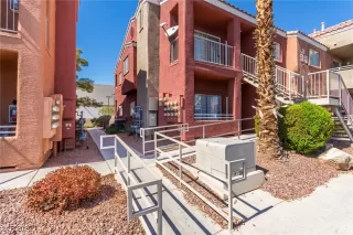 Photo #3: 2677030 Listing 