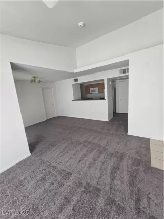 Photo #3: 2677035 Listing 