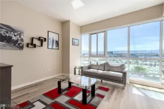 Photo #6: 2677046 Listing 