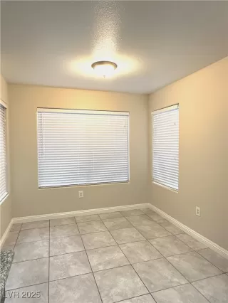 Photo #3: 2677048 Listing 