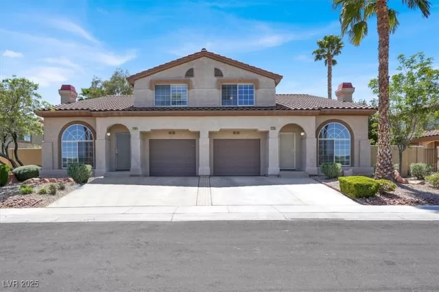 MLS: 2677062 Condo For Sale