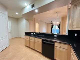 Photo #5: 2677075 Listing 