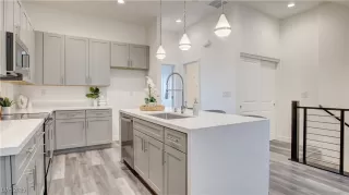 Photo #3: 2677094 Listing