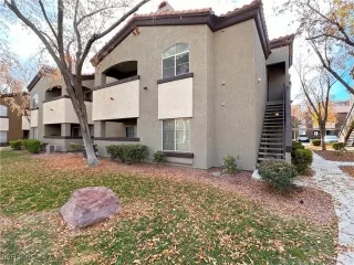 Photo #2: 2677098 Listing 