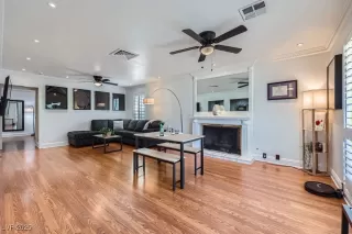Photo #3: 2677143 Listing 