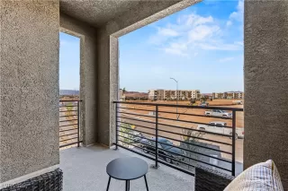 Photo #5: 2677146 Listing