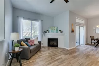 Photo #4: 2677185 Listing