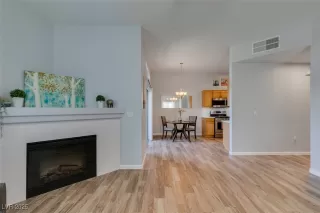 Photo #5: 2677185 Listing