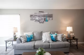 Photo #4: 2677188 Listing 