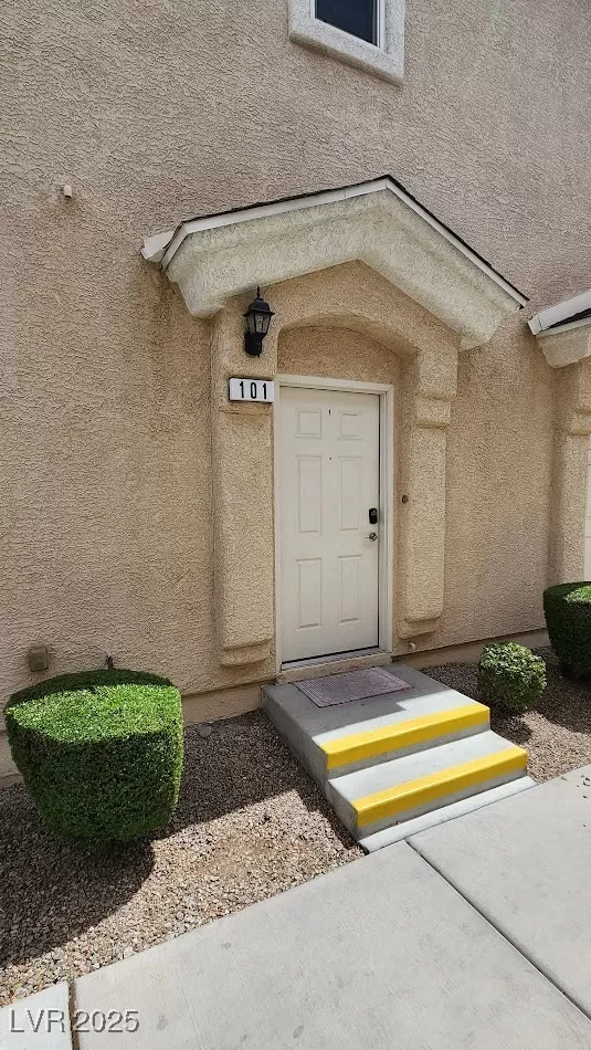 MLS: 2677198 Condo For Sale