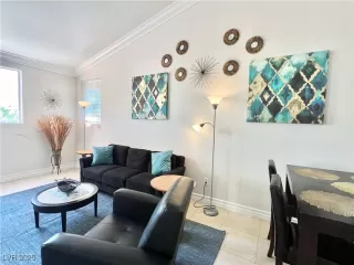 Photo #4: 2677217 Listing 