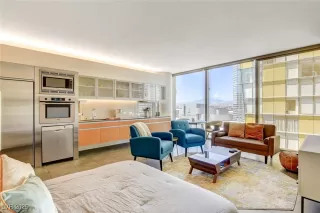 Photo #2: 2677245 Listing