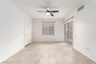 Photo #5: 2677255 Listing