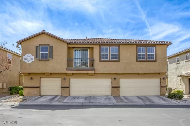 MLS: 2677256 Condo For Sale