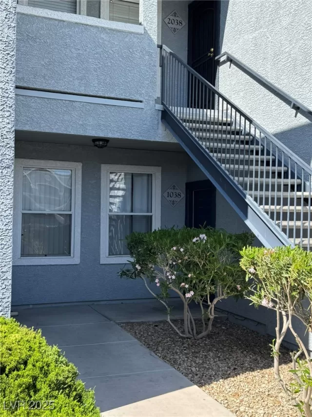 MLS: 2677268 Condo For Sale