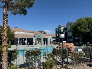 Photo #1: 2677268 Listing 